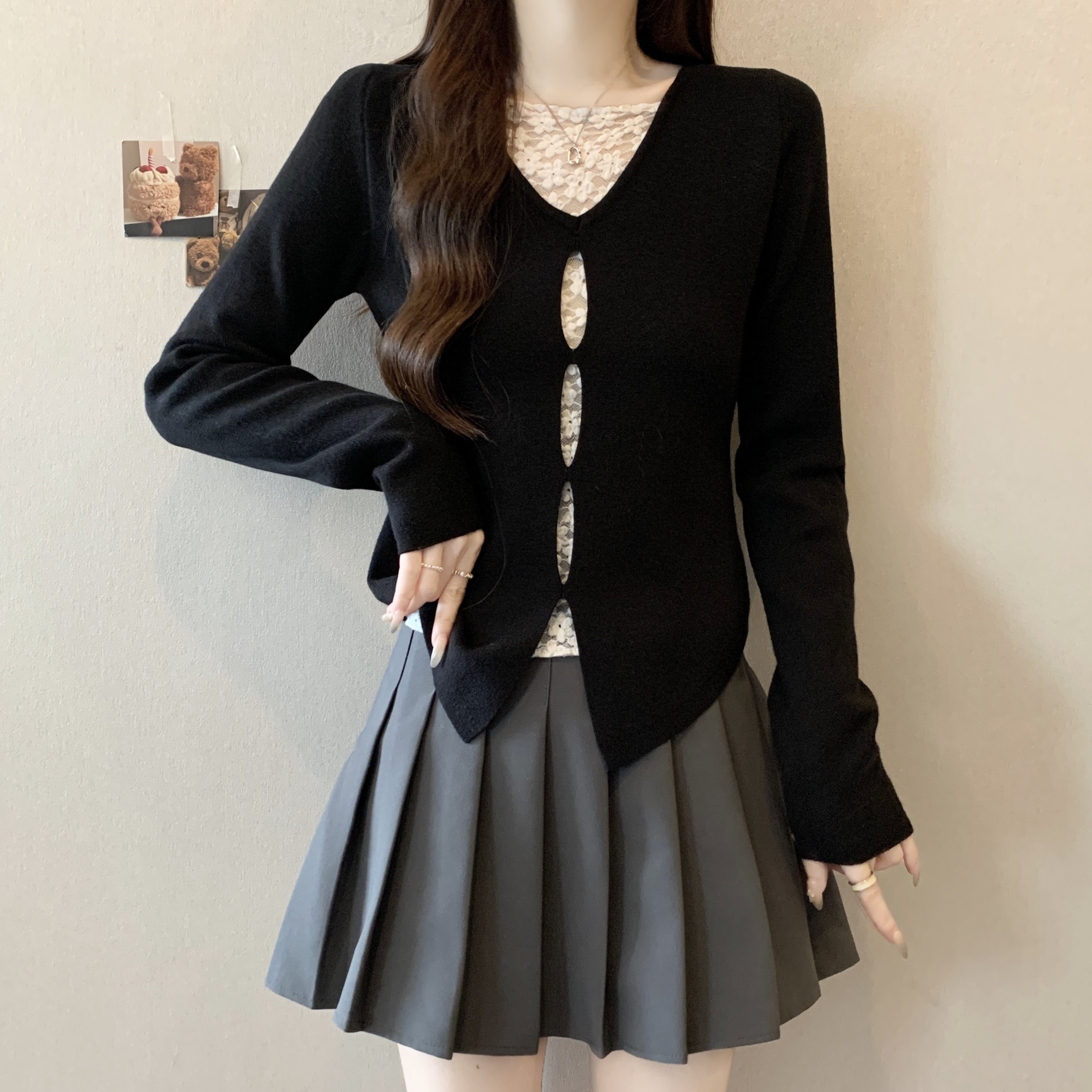 大码女装设计感假两件黑色针织衫秋冬新款内搭打底衫蕾丝拼接上衣,女装/女士精品,大码内搭,淘宝优惠券,粉丝福利购,淘宝优惠卷