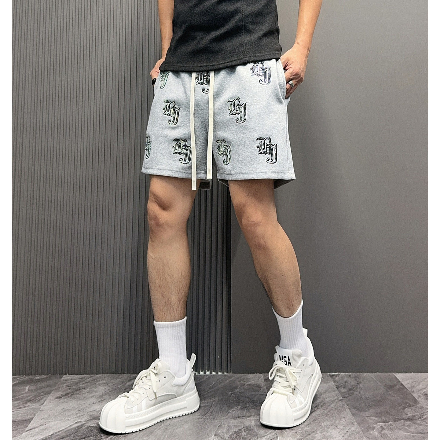 轻奢潮牌宽松烫钻刺绣字母四分裤休闲运动中裤男短裤篮球裤子情侣,男装,短裤,淘宝优惠券,粉丝福利购,淘宝优惠卷