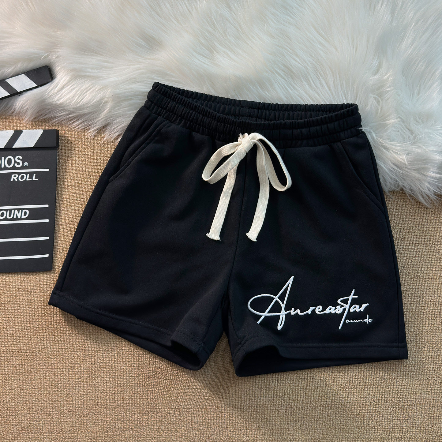 轻奢潮简约刺绣运动短裤男夏季潮牌跑步健身四分裤休闲宽松篮球裤