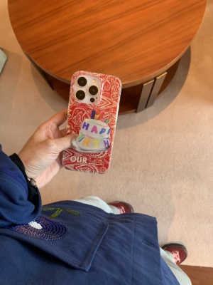 【ouchtv*our】ourbakery王源同款原创米色/红色腰果花双层imd适用于苹果手机壳16系列15系列