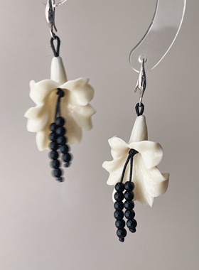 复古甜美串珠流苏喇叭花花朵耳饰立体花朵耳环女小众设计手工树脂