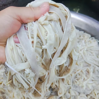 如皋新鲜无盐散装猪小肠皮爆炒卤味自拌凉菜冷冻半成品肠皮批发