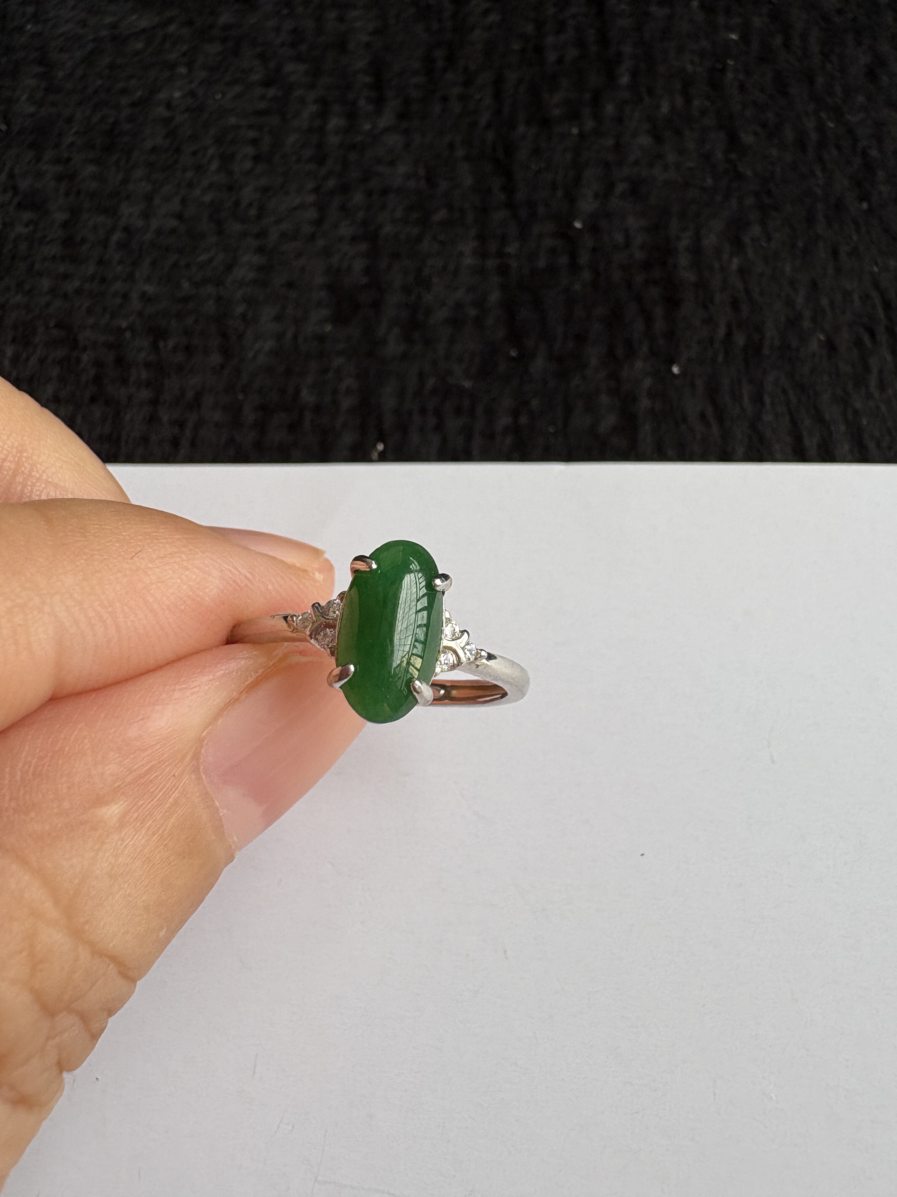 缅甸天然翡翠戒指银托