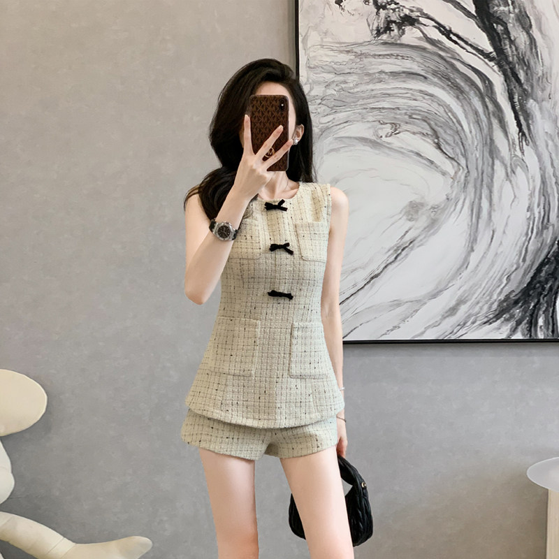 2025夏季新款小香风马甲时尚女无袖背心短裤两件套女士衣服套装,女装/女士精品,时尚套装,淘宝优惠券,粉丝福利购,淘宝优惠卷