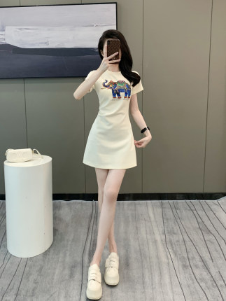 法式连衣裙女夏季2025新款印花休闲收腰显瘦a字短裙白色休闲T恤裙