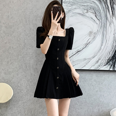 赫本风A字裙聚酯纤维纯色压褶