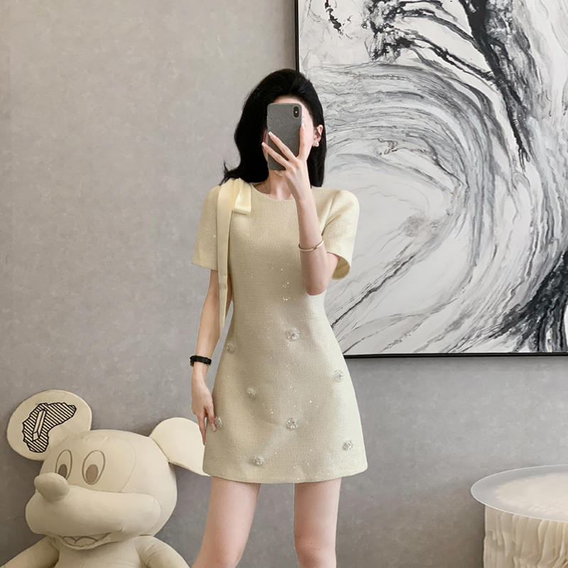 气质法式设计感小香风连衣裙