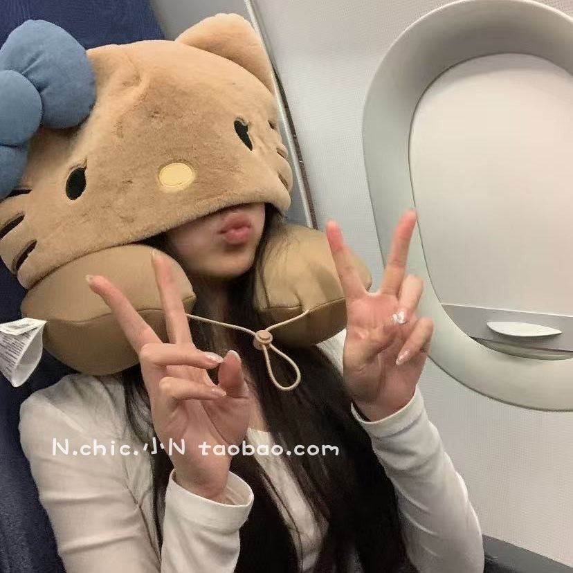 可爱黑皮凯蒂猫U型枕PP棉旅行枕