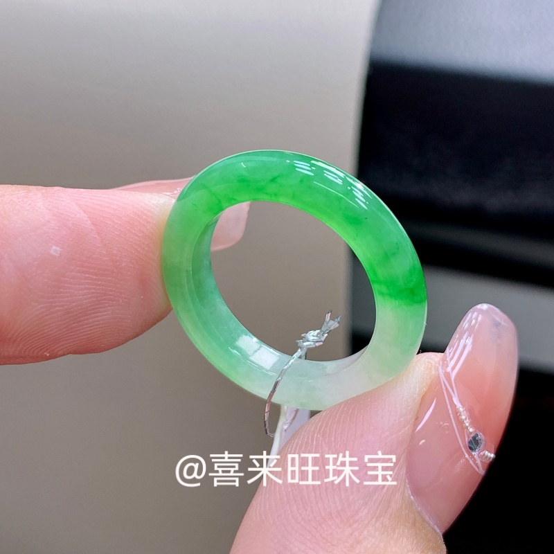 冰糯种满阳绿辣绿色玉石戒指指环