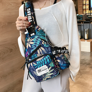 潮流胸前斜挎包 休闲帆布女包单肩包腰包运动小背包包胸包女士韩版