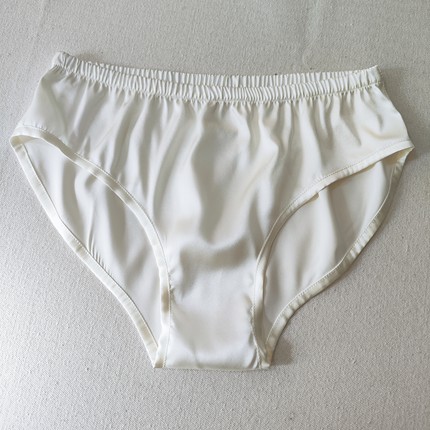 女士中腰一片式19姆米真丝弹力缎面三角内裤凉快透气舒适性感内衣
