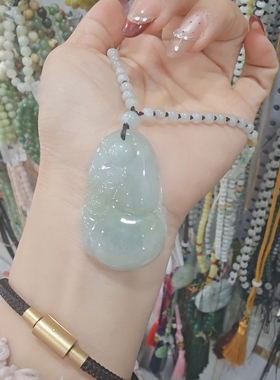 天然a货翡翠 葫芦 44*26*5.5mm 送翡翠满珠链