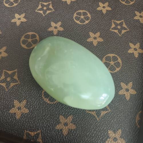 天然岫玉原石把件老料绿冰 尺寸约82*40*39mm 瑕疵特价65