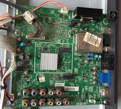 .原装海信TLM32V68C(2)120225主板RSAG7.820.1727 屏 LTA320AP02