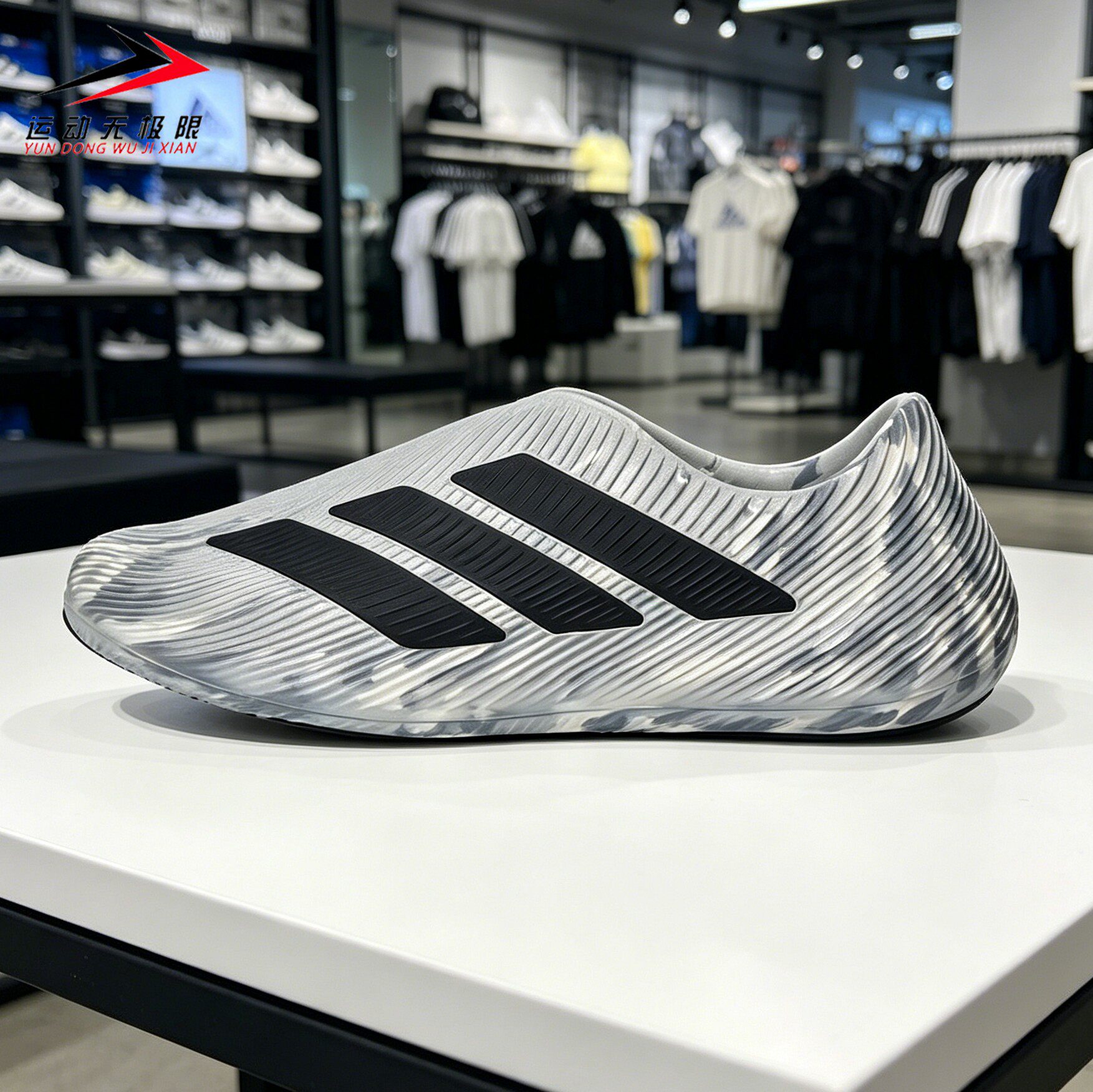 ADIDAS阿迪达斯男鞋2026秋款户外运动休闲透气训练轻便凉鞋LC1224
