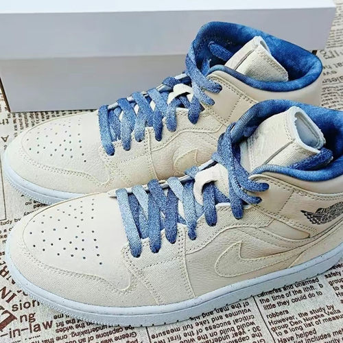 耐克女子款AIR JORDAN 1经典复古潮流耐磨高帮休闲板鞋DM9126-104