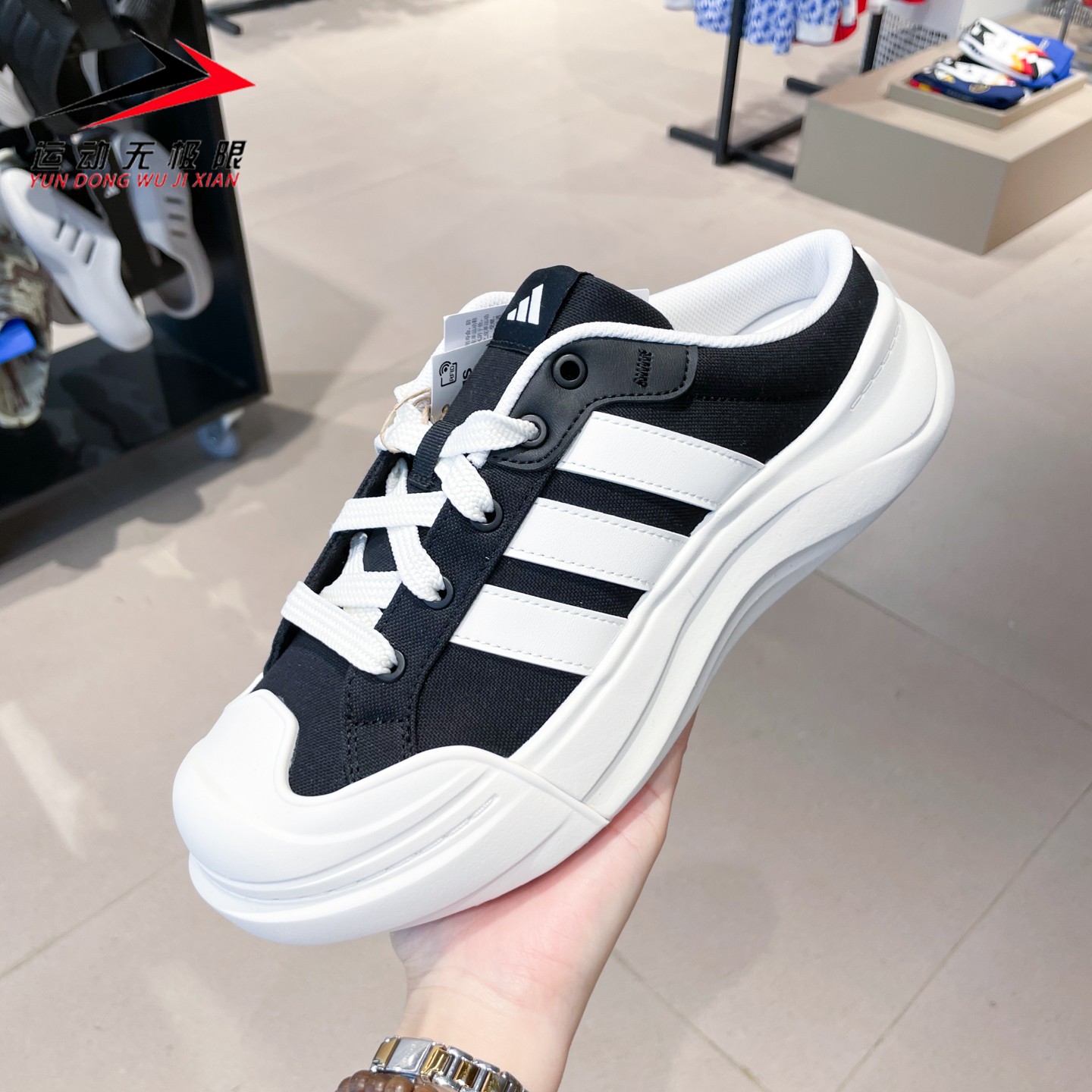 Adidas阿迪达斯男女鞋2026夏新款运动休闲一脚蹬半拖鞋板鞋HQ9514