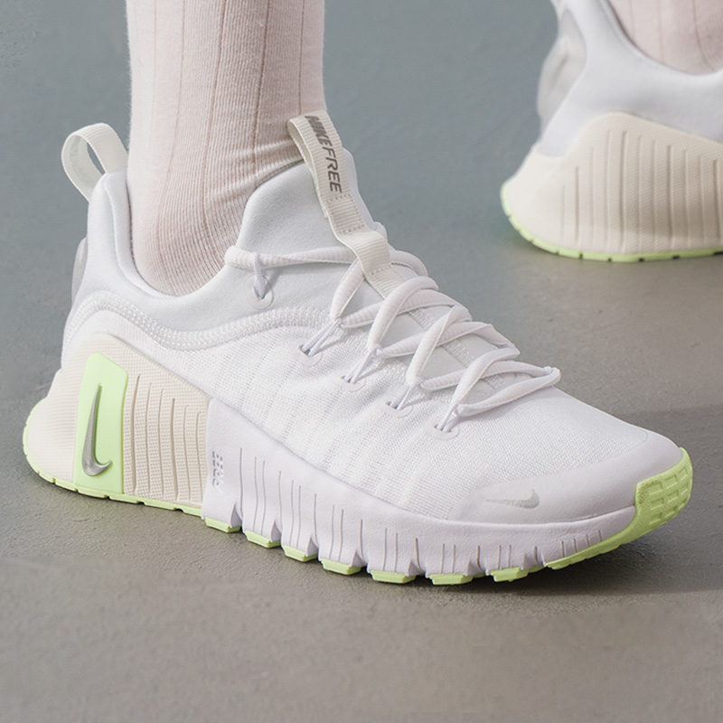 NIKE耐克女鞋2025秋季新款透气缓震舒适健身综合训练鞋FJ7126-108