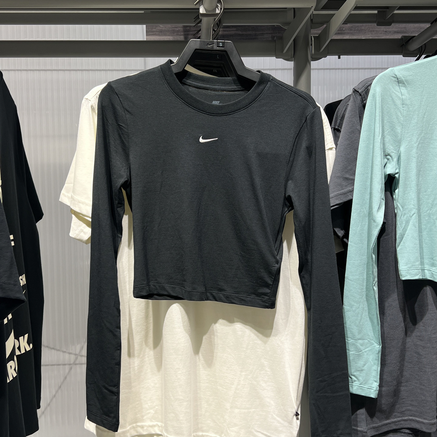NIKE耐克女装2025秋新款透气速干休闲运动短款长袖T恤 HF5323-011
