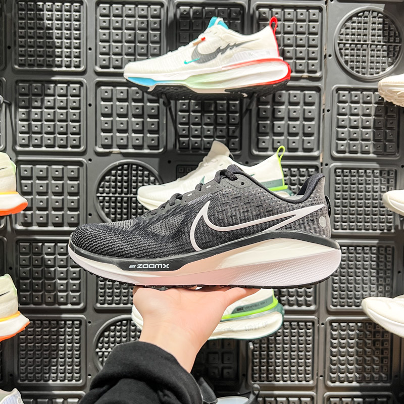 Nike耐克男子2024夏新款VOMERO 17透气耐磨运动休闲鞋 FB1309-004