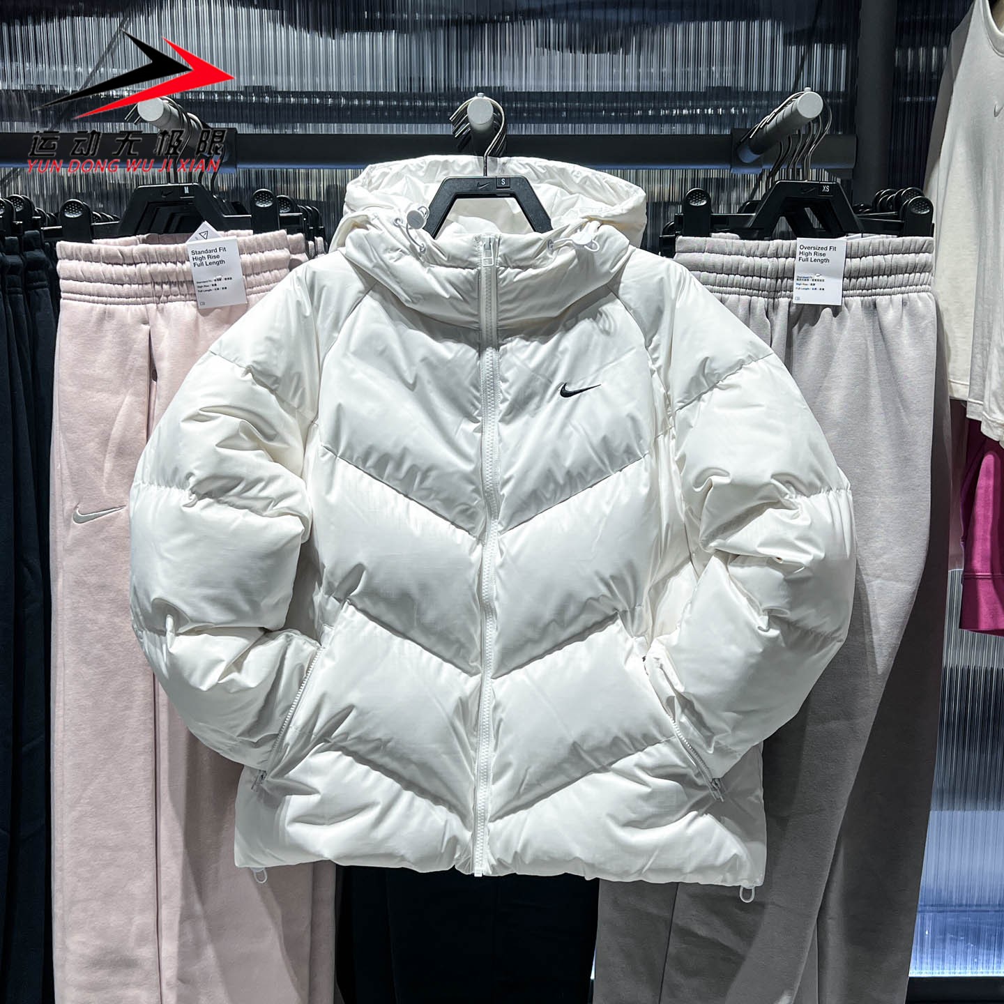 Nike耐克女子羽绒服2025冬季暖风系列拒水连帽羽绒夹克HV5236-100