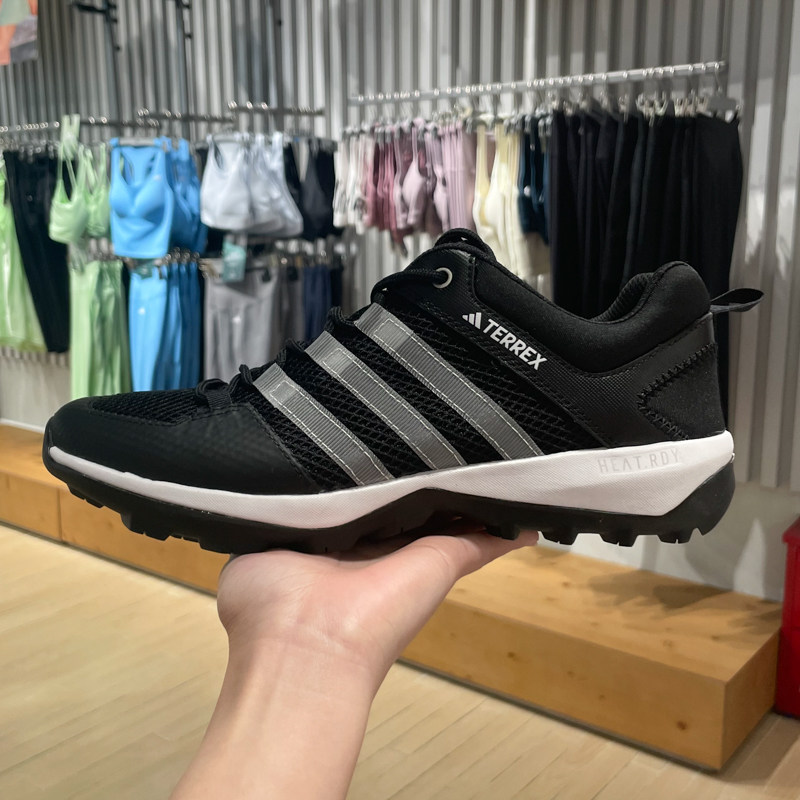 阿迪达斯男女鞋徒步运动鞋