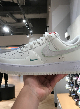 耐克男鞋2024春季新款AIR FORCE 1 07龙年空军一号板鞋FZ5052-131