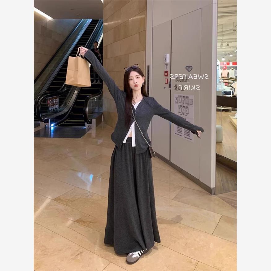 假两件撞色拼接V领长袖针织衫显瘦高腰长裙半身裙女早秋时尚套装