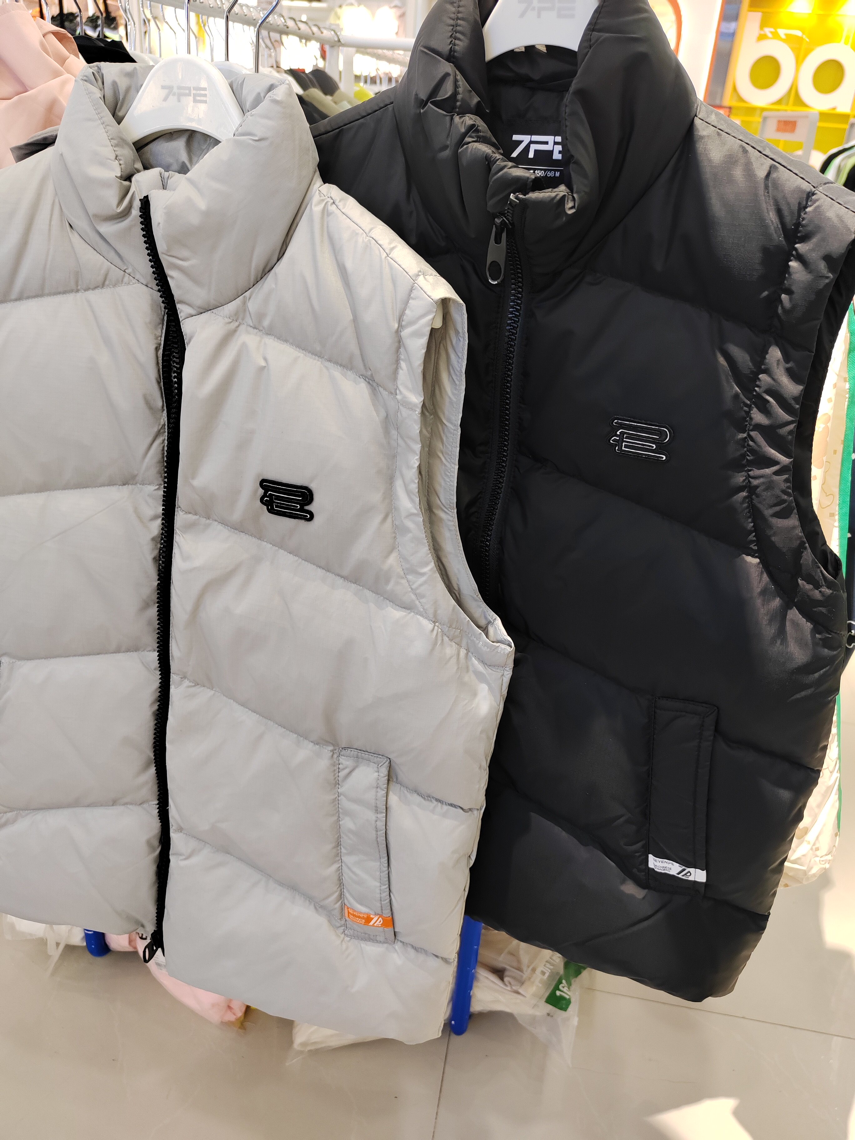 七波辉正品青少年羽绒马甲厚男大童学生保暖马夹鸭绒实体店现货