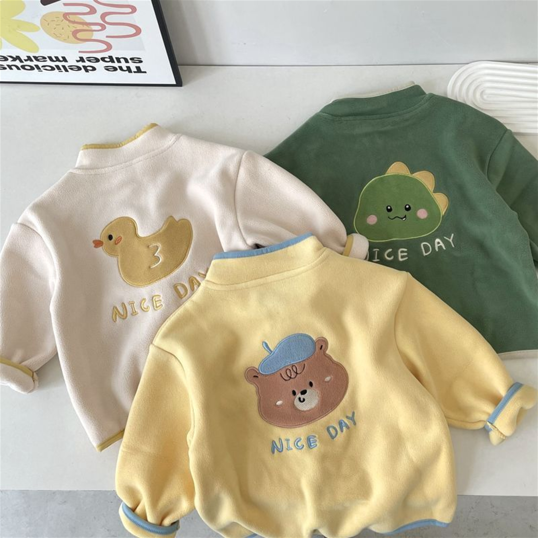 儿童秋冬季新款奥1粒.绒可爱外套男女童宝宝保暖柔软上衣冬装