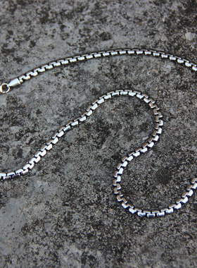 原创设计风小众银色金属项链