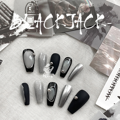 原创黑白酷飒欲望都市穿戴甲ins个性小众高级感nails秋冬美甲成品