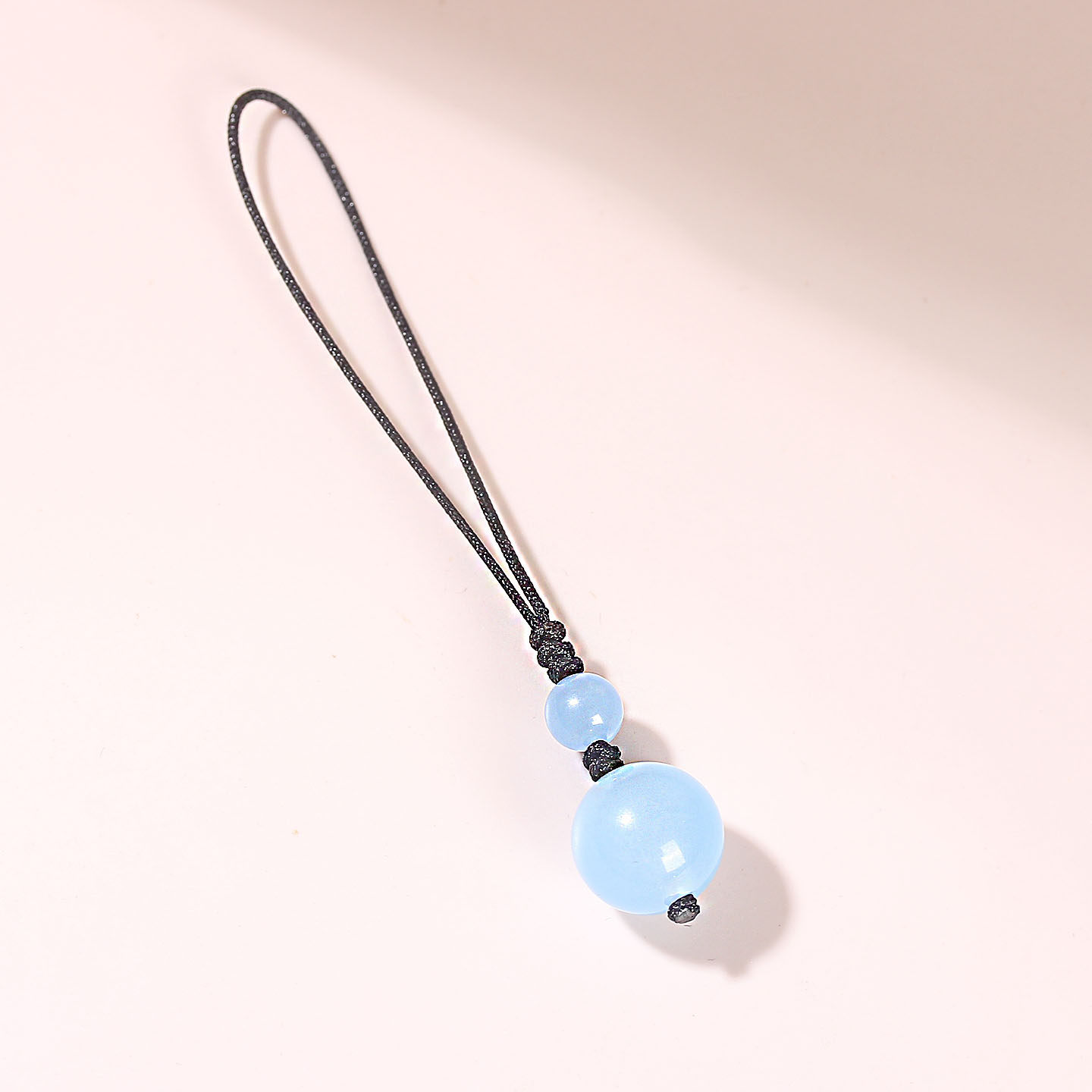 天然海蓝宝手机链挂坠冰种蓝玉髓原石五行补水散珠汽车钥匙扣挂件