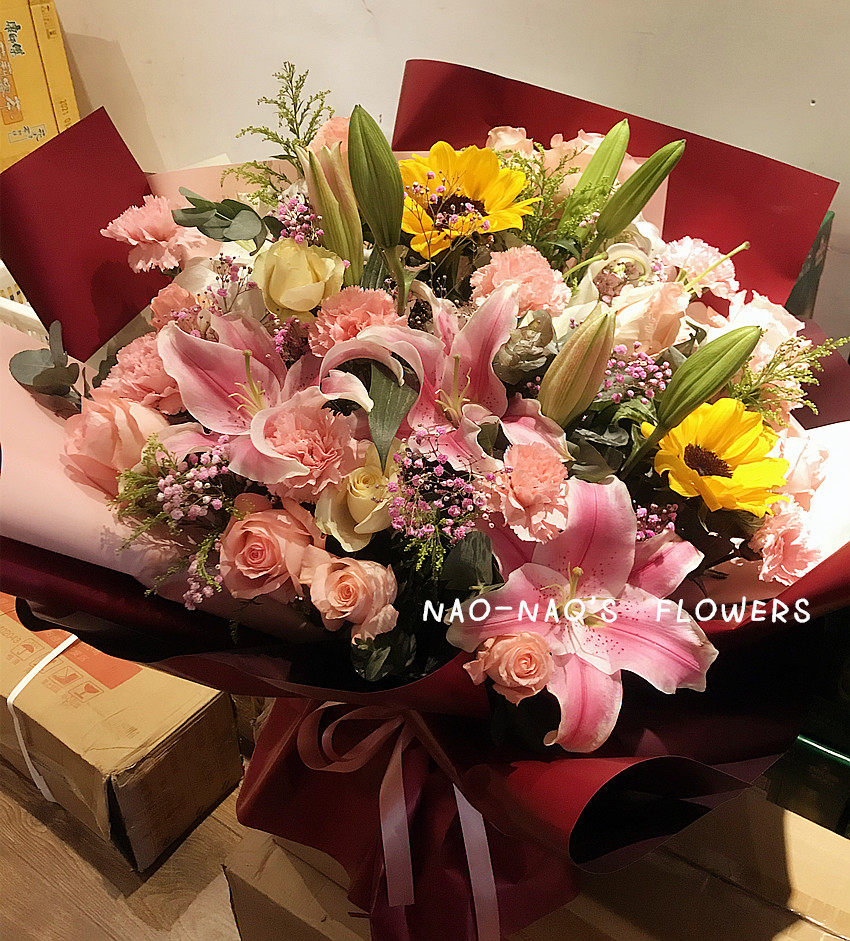 丹东母亲节康乃馨玫瑰百合花束同城鲜花速递东港凤城宽甸实体花店