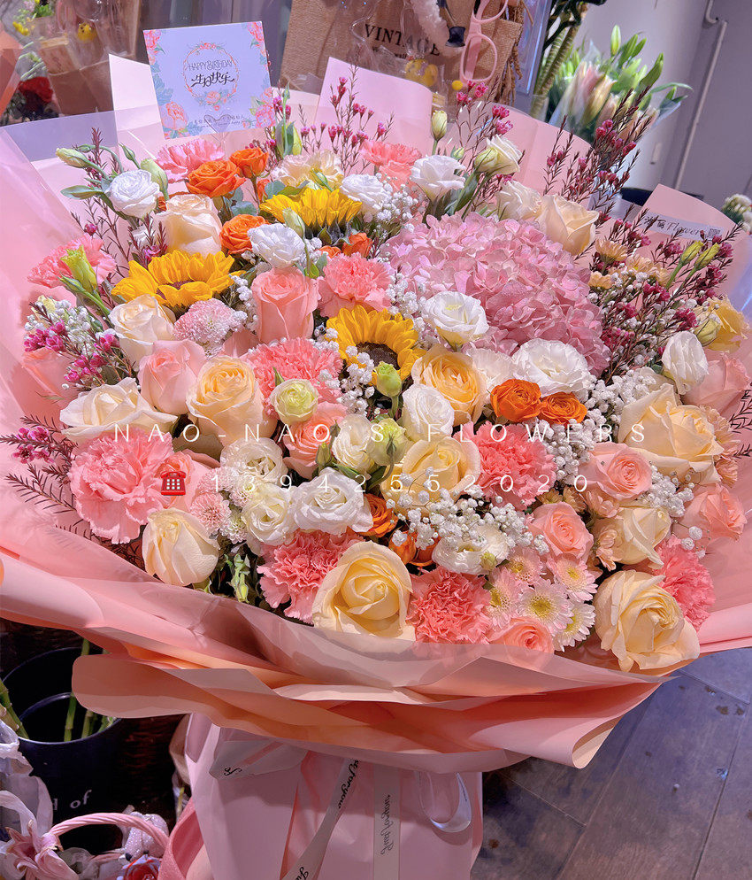 生日大花束玫瑰绣球康乃馨混搭花束丹东同城鲜花速递东港凤城配送