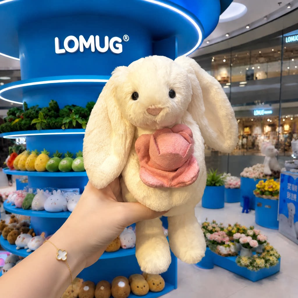 英国LOMUG怀抱芍药花的兔子毛绒/玩偶/公仔/布