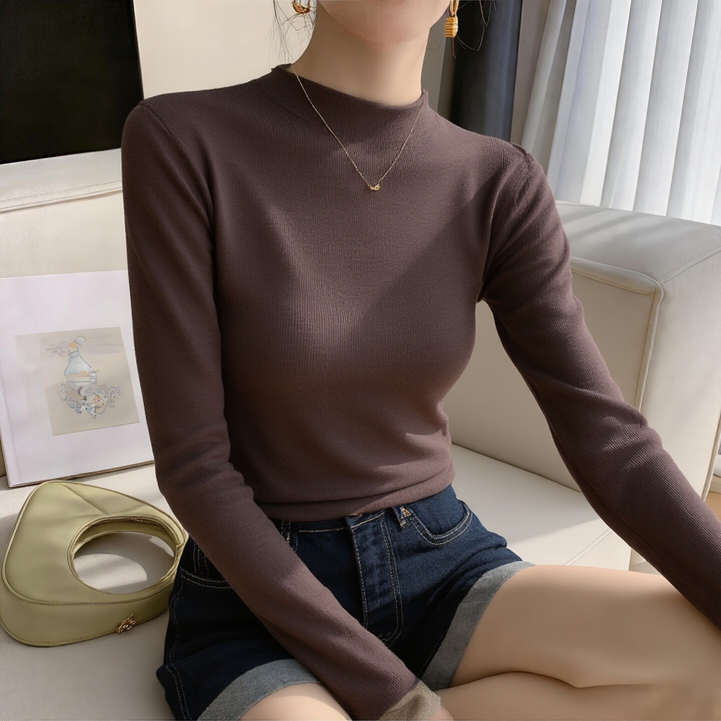 咖啡色小半高领打底衫女秋冬装