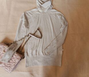 外贸单秋冬新款女士时尚百搭乳白色长袖针织衫打底上衣