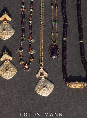 一月. 古典花纹石榴石.稀有生辰石藤蔓项链