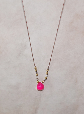 芭比.荧光粉红玛瑙项链