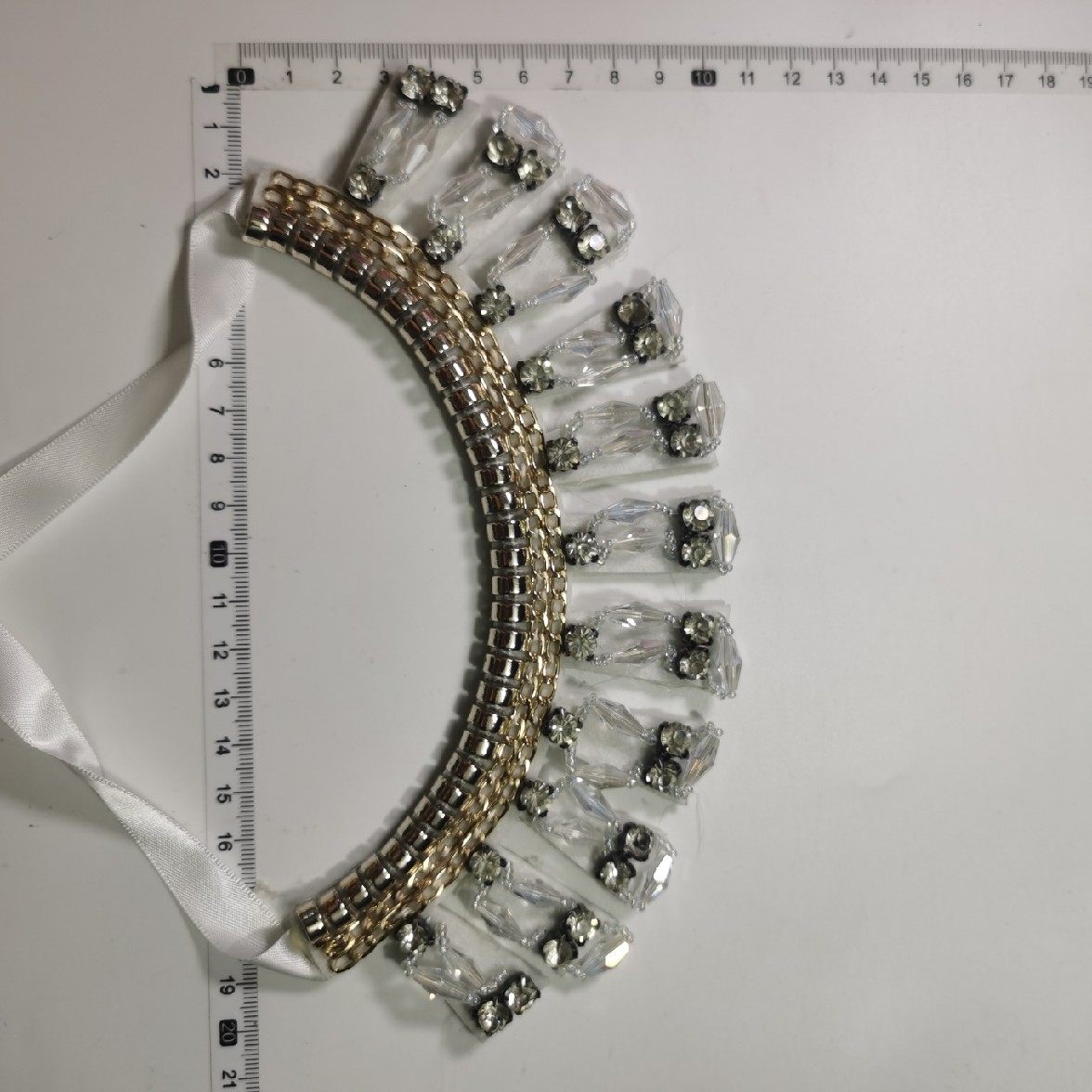 2019 KOREAN VERSION OF THE VERSATILE COSTUME DECORATION HOLLOW MOON DROP CRYSTAL FAKE COLLAR FAKE COLLAR NECKLACE