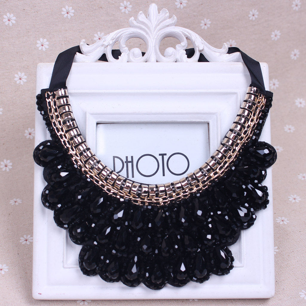 EUROPEAN AND AMERICAN TREND DECORATION FAKE COLLAR METAL VERSATILE DROP CRYSTAL SIMPLE FAKE COLLAR COLLAR COLLAR NECKLACE