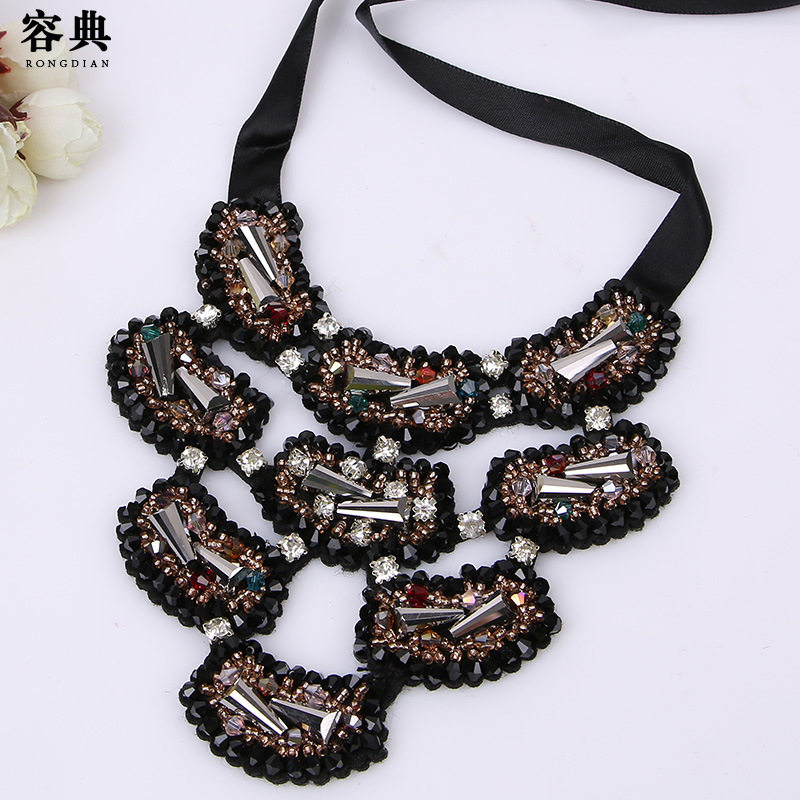 CLOTHING ACCESSORIES: 18 CRYSTAL HOLLOW PAGODAS FAKE COLLARS INLAID RHINESTONE NECKLACES 2019 NEW CLOTHING DECORATIONS