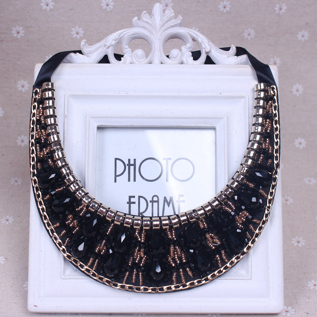 2023 NEW KOREAN VERSION WATER DROP MOON CRYSTAL FAKE COLLAR FAKE COLLAR NECKLACE VERSATILE CLOTHING DECORATION