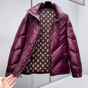 5579P450 25冬新款 90%白鸭绒压花微阔羽绒服  控598图片
