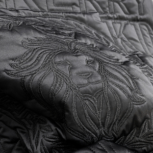 022 P385  2025秋冬高端重工艺刺绣款翻领棉服图片