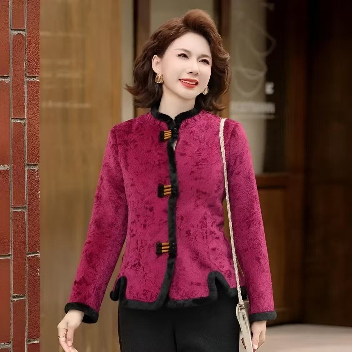 国风新年款厚度短款厚款长袖套头上衣女装中式秋冬小香风气质显瘦