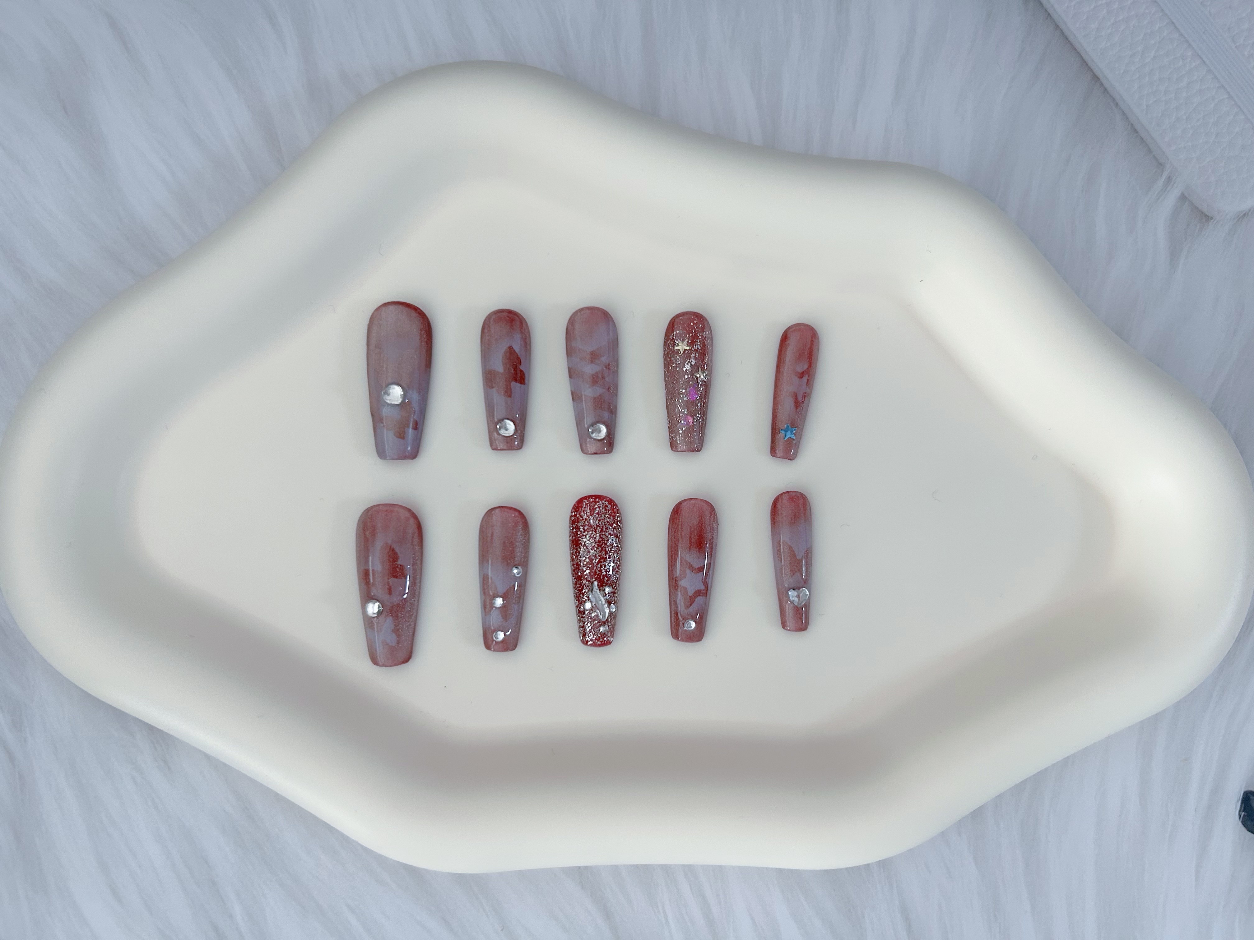 蝴蝶穿戴甲简约甲油画春天春暖花开清新美甲贴片百搭甲片显白