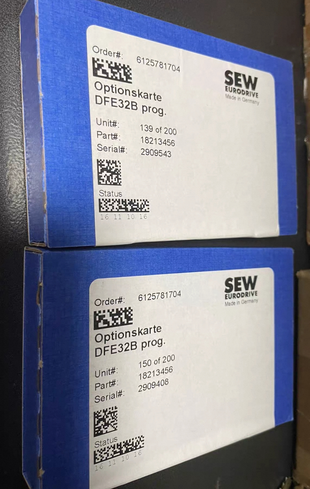 DFE32B 全新保内SEW通讯模块 18213456 年份2024年的货