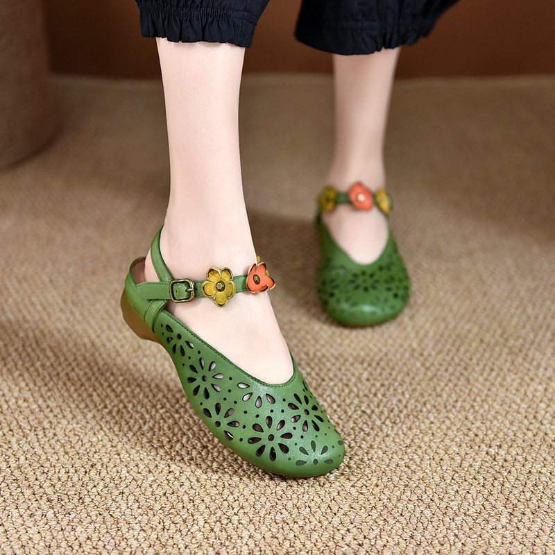 手工牛皮女鞋镂空夏季复古文艺浅口凉鞋中跟花朵鞋圆头包头露后跟